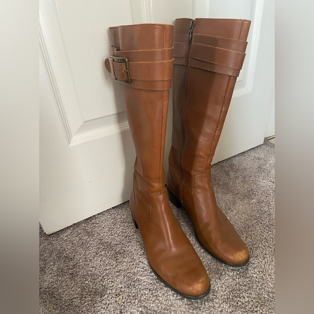 Tahari Kaley Boots
